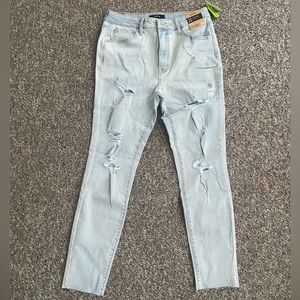 Super High Rise Light Washed Aero Jeans